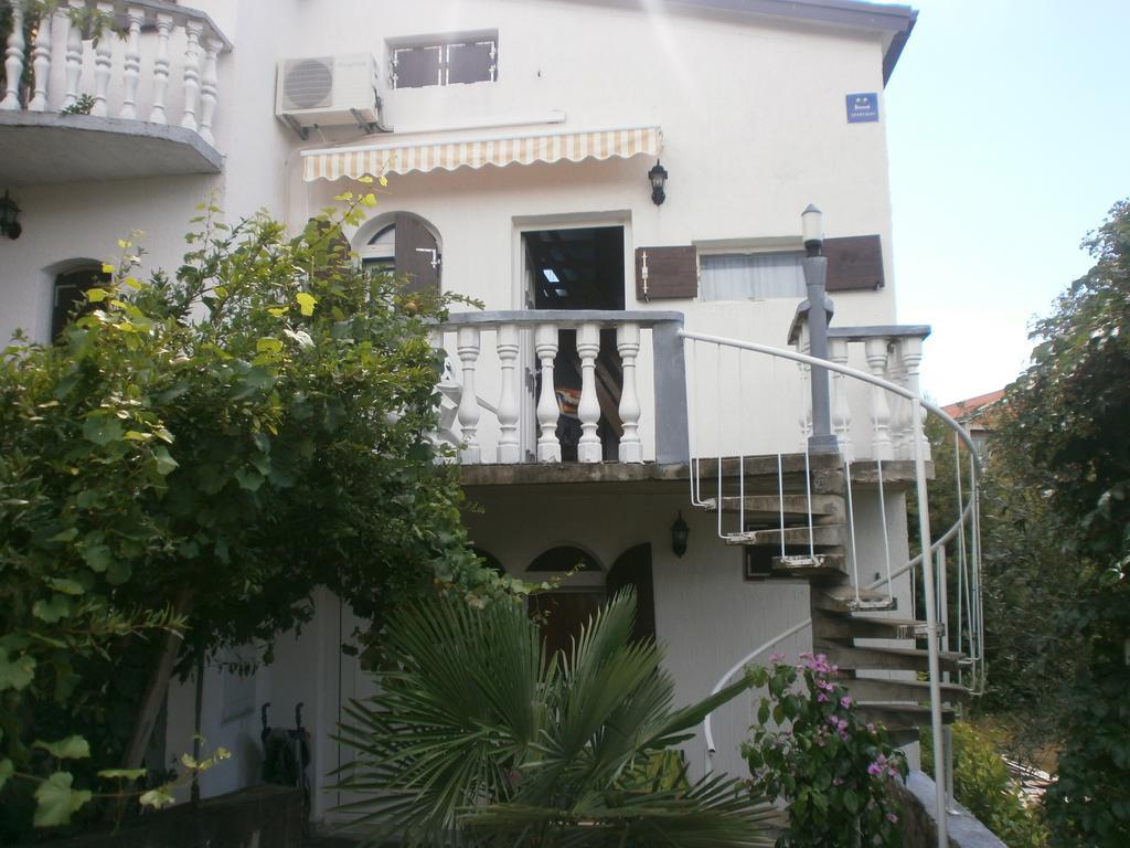 Apartmani Marija Starigrad Paklenica Exteriér fotografie